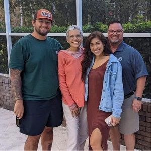 Meet your Posher, Kim